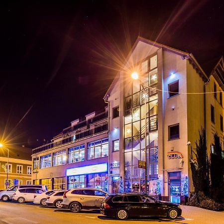 Hotel Restauracja Teczowa 루반 외부 사진