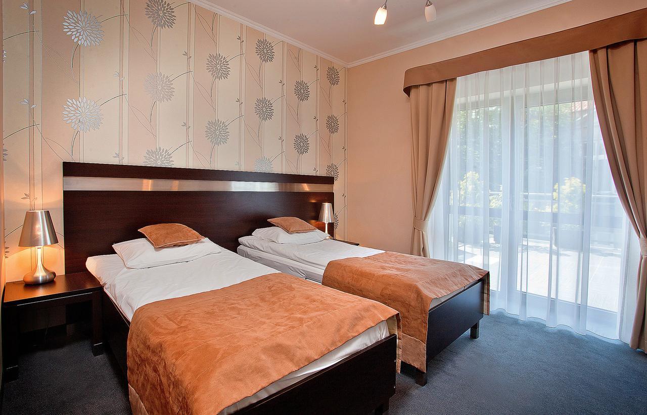 Hotel Restauracja Teczowa 루반 외부 사진