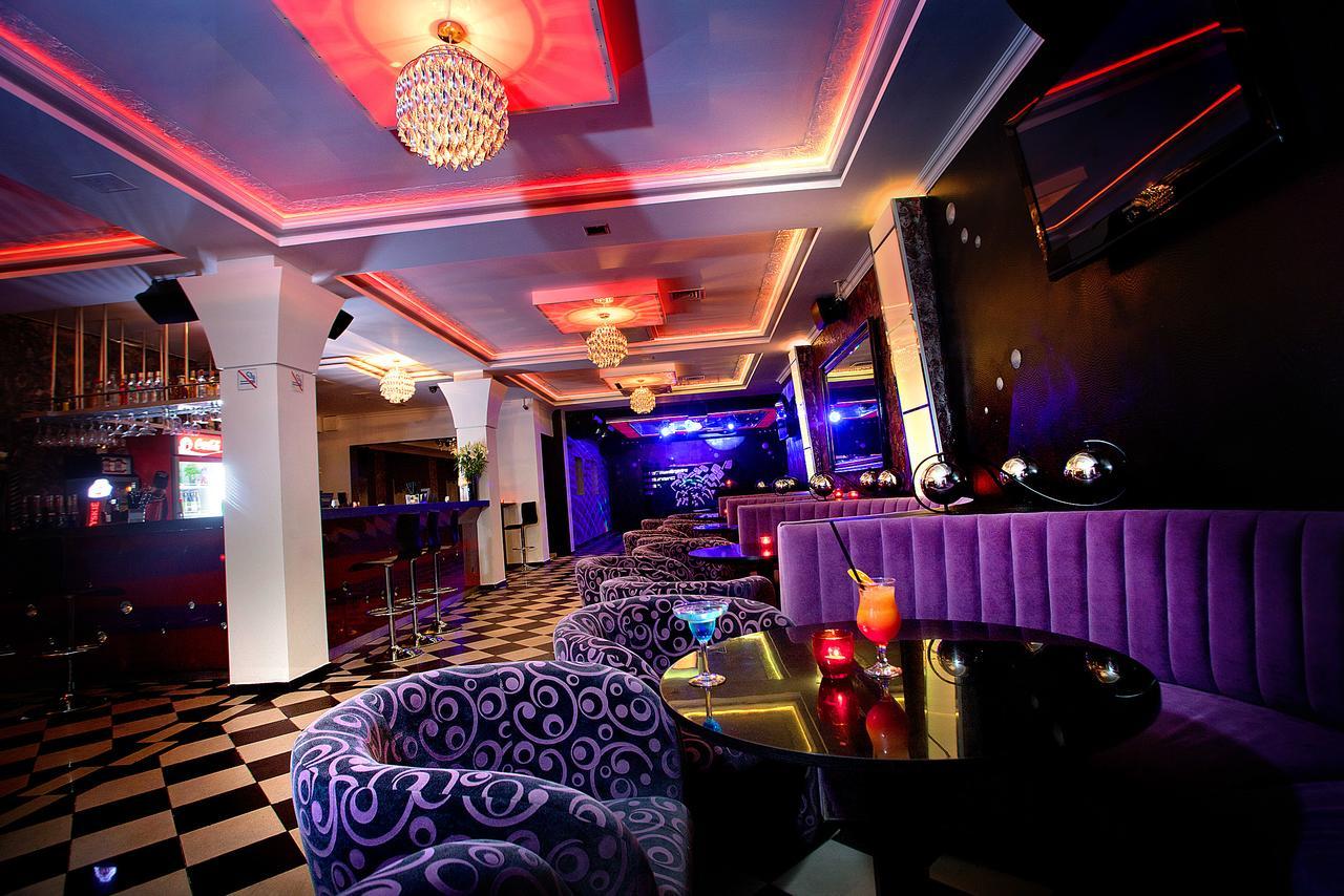Hotel Restauracja Teczowa 루반 외부 사진
