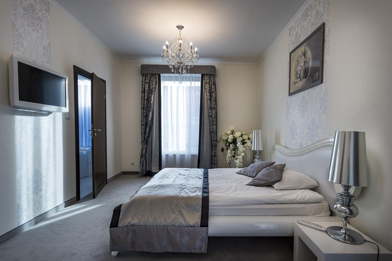 Hotel Restauracja Teczowa 루반 외부 사진