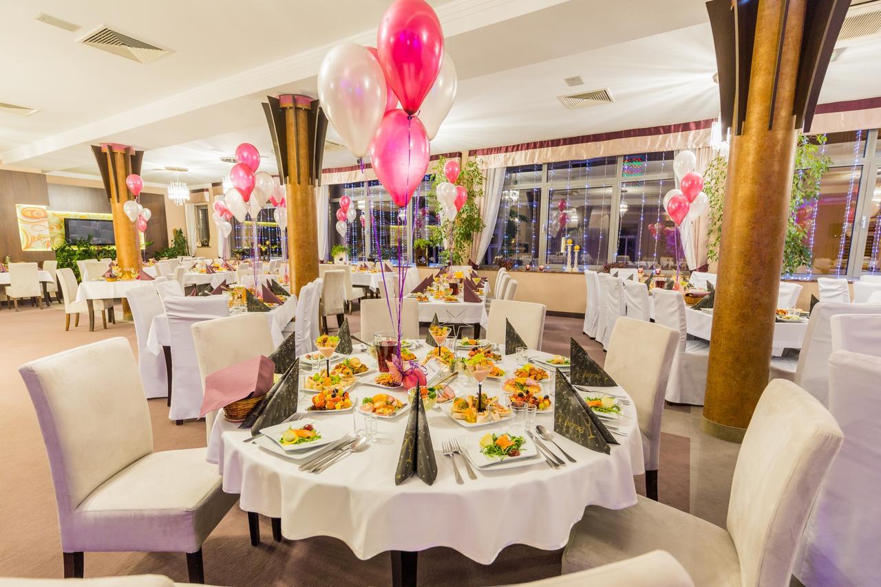 Hotel Restauracja Teczowa 루반 외부 사진